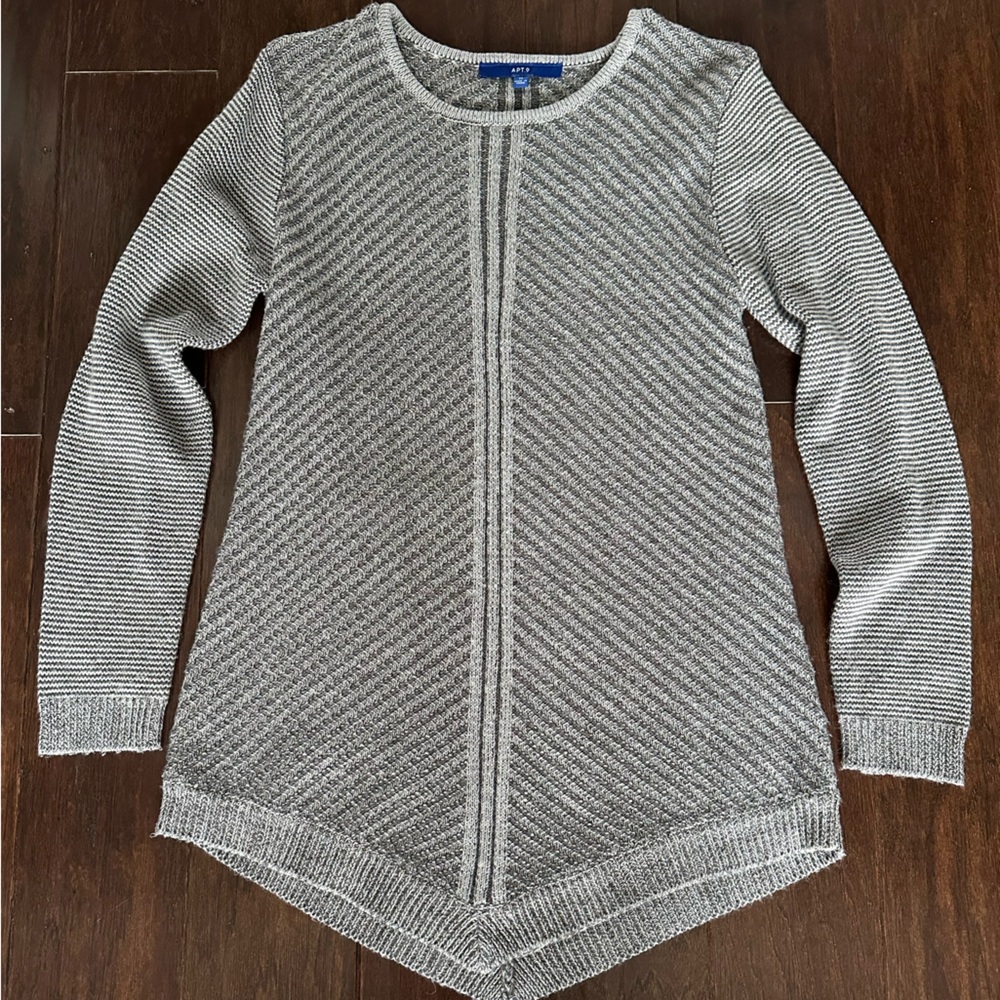 Two-Toned Soft Gray Long Sweater, Sz Medium